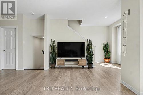 520 Rye Grass Way, Ottawa, ON 