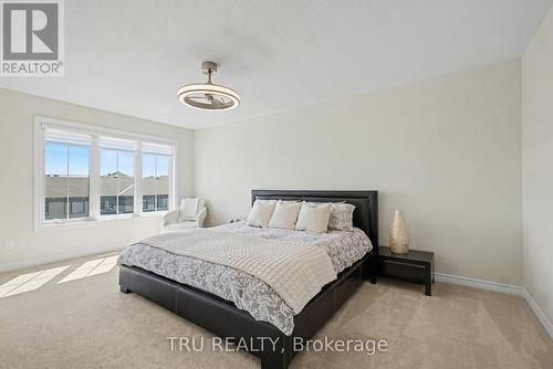 520 Rye Grass Way, Ottawa, ON 