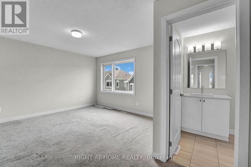 4146 Obsidian Street, Ottawa, ON 