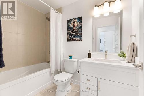 Main 4-pc bathroom has quartz vanity - 268 Boyds Road, Lanark Highlands, ON 