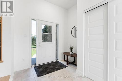 Welcoming foyer has convenient double closet - 268 Boyds Road, Lanark Highlands, ON 
