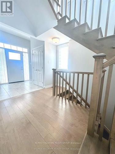 863 SNOWDROP CRESCENT , Ottawa, Ontario K1T 0X7 2