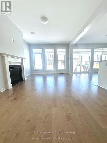 863 SNOWDROP CRESCENT , Ottawa, Ontario K1T 0X7 3