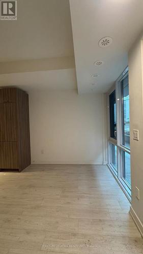 70 - 71 CURLEW DRIVE , Toronto, Ontario M3A 0B2 4