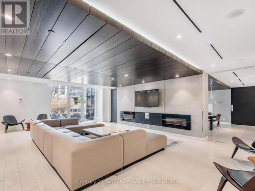 408 - 55 Regent Park Boulevard, Toronto, ON 