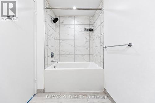 2nd Washroom - 3501 - 5 Buttermill Avenue, Vaughan, ON 