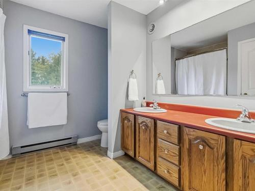 251 Howe Avenue, Fall River, NS 