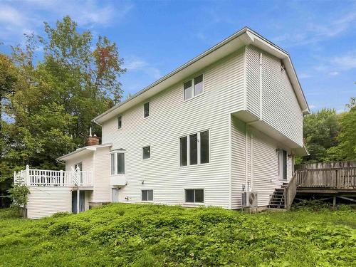 251 Howe Avenue, Fall River, NS 