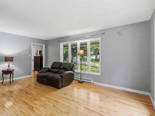 251 Howe Avenue, Fall River, NS 