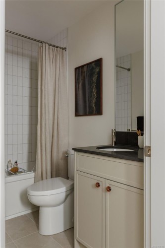 #5-1520 Louise Pl, Saanich, BC 