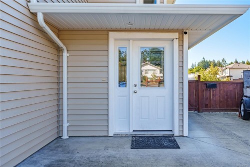 611 Sandy Crt, Nanaimo, BC 