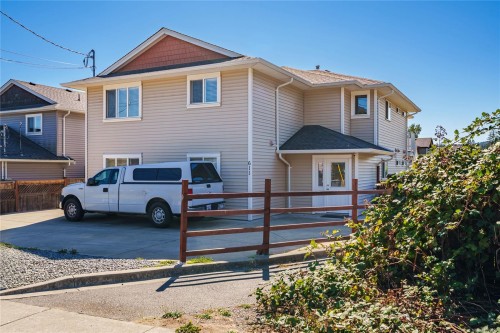 611 Sandy Crt, Nanaimo, BC 