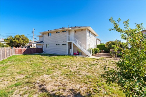 611 Sandy Crt, Nanaimo, BC 