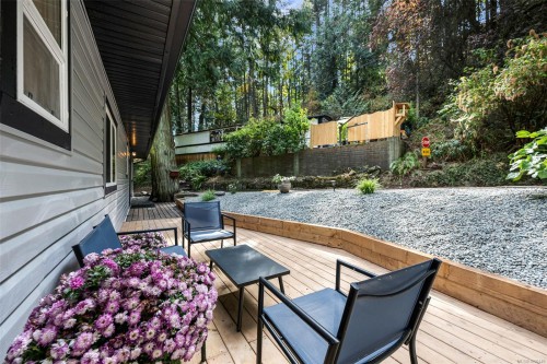 #124-2500 Florence Lake Rd, Langford, BC 