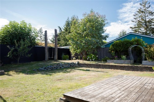 1401 Pilot Way, Nanoose Bay, BC 