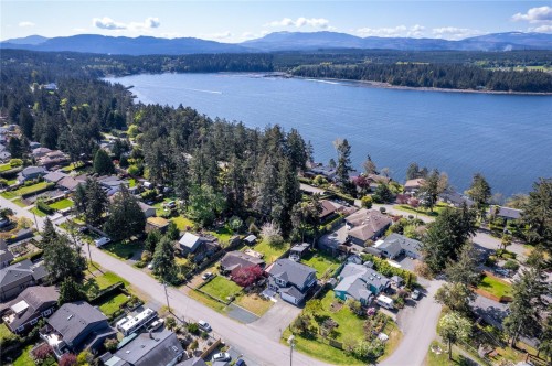 1401 Pilot Way, Nanoose Bay, BC 