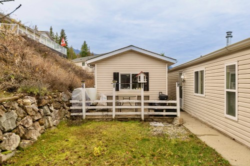 61-1510 Trans Canada Highway, Sorrento, BC 