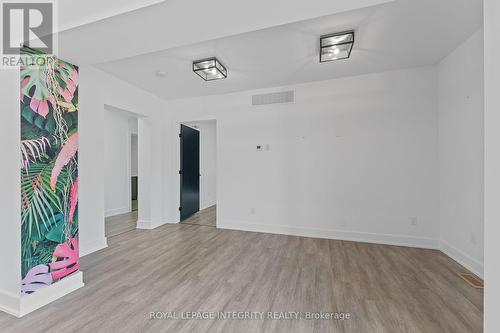 34 Market Street, Smiths Falls, ON 