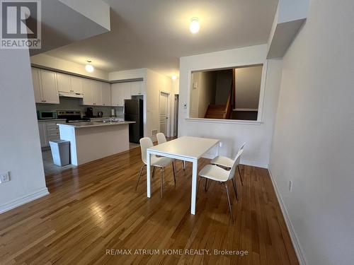 31 JAFFNA LANE , Markham, Ontario L6C 0X7 5