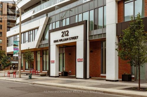 812 - 212 King William Street, Hamilton, ON 