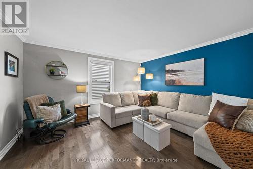 Living Room - 550 Foxview Place, Ottawa, ON 