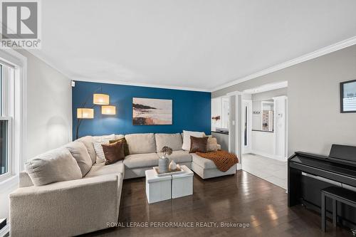 Living Room - 550 Foxview Place, Ottawa, ON 