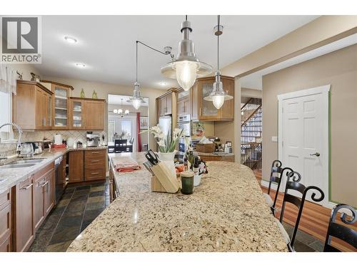 450 Azure Place, Kamloops, BC 
