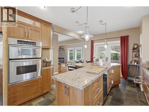 450 Azure Place, Kamloops, BC 