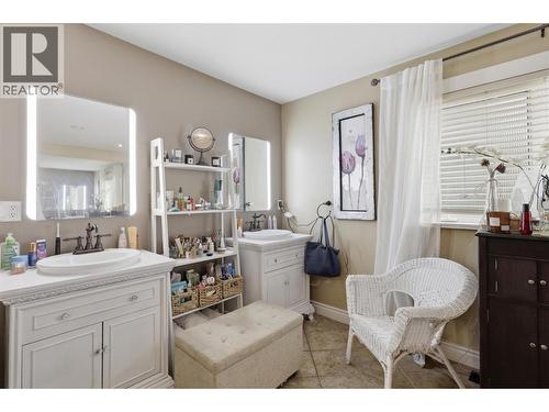 450 Azure Place, Kamloops, BC 