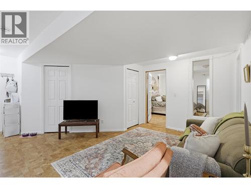 450 Azure Place, Kamloops, BC 