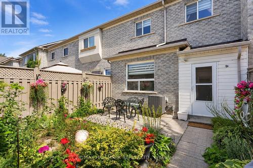 97 Benjamin Hood Crescent, Vaughan, ON 