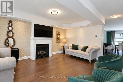 97 Benjamin Hood Crescent, Vaughan, ON 