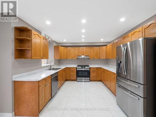 483 ONTARIO STREET , Woodstock, Ontario N4V 1G7 4