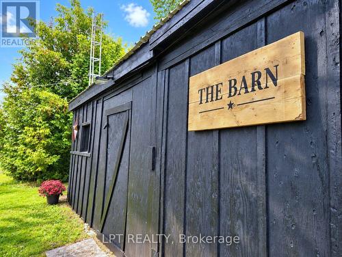 20375 Dunvegan Road E, North Glengarry, ON 