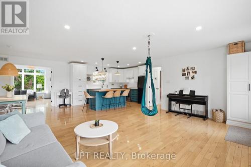 20375 Dunvegan Road E, North Glengarry, ON 