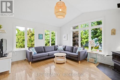 20375 Dunvegan Road E, North Glengarry, ON 