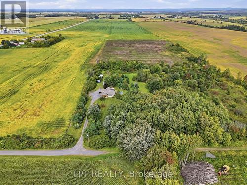 20375 Dunvegan Road E, North Glengarry, ON 