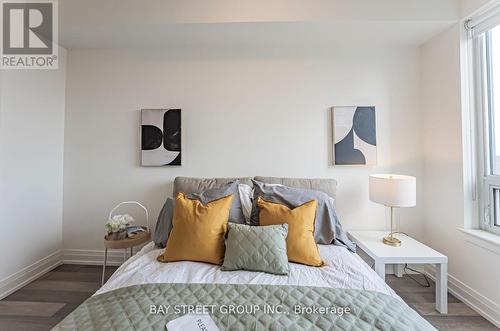 718 - 7167 Yonge Street, Markham, ON 