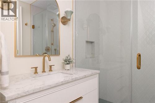 130 Edgecliffe Place, Halton, ON 