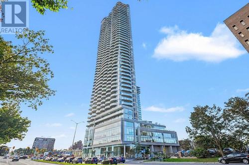 2807 - 805 Carling Avenue, Ottawa, ON 