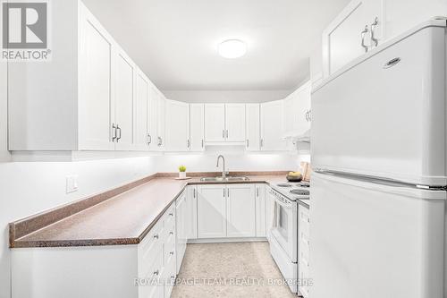 15 - 121 Castlefrank Road, Ottawa, ON 