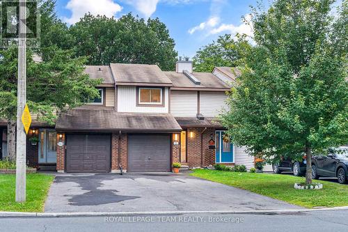 15 - 121 Castlefrank Road, Ottawa, ON 