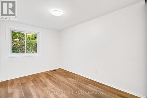 15 - 121 Castlefrank Road, Ottawa, ON 
