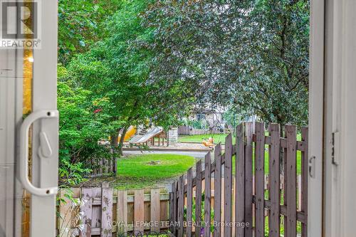 15 - 121 Castlefrank Road, Ottawa, ON 