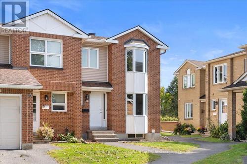 12 - 2F CASTLEBROOK LANE  Ottawa, ON K2G 5E2