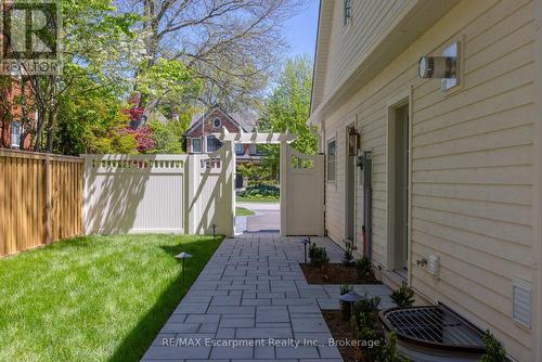 130 Edgecliffe Place, Burlington (Appleby), ON 