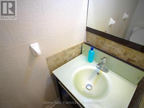 121 Pressed Brick Drive, Brampton, ON 