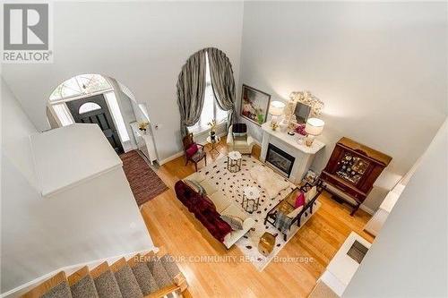 57 METCALFE DRIVE , Bradford West Gwillimbury, Ontario L3Z 3C8 4