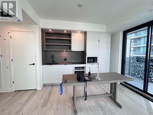4009 - 55 CHARLES STREET E , Toronto, Ontario M4Y 0J1 2