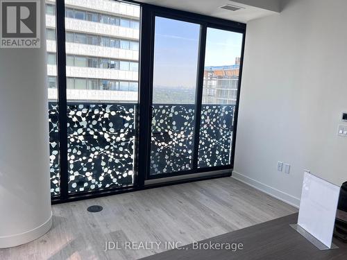 4009 - 55 CHARLES STREET E , Toronto, Ontario M4Y 0J1 4